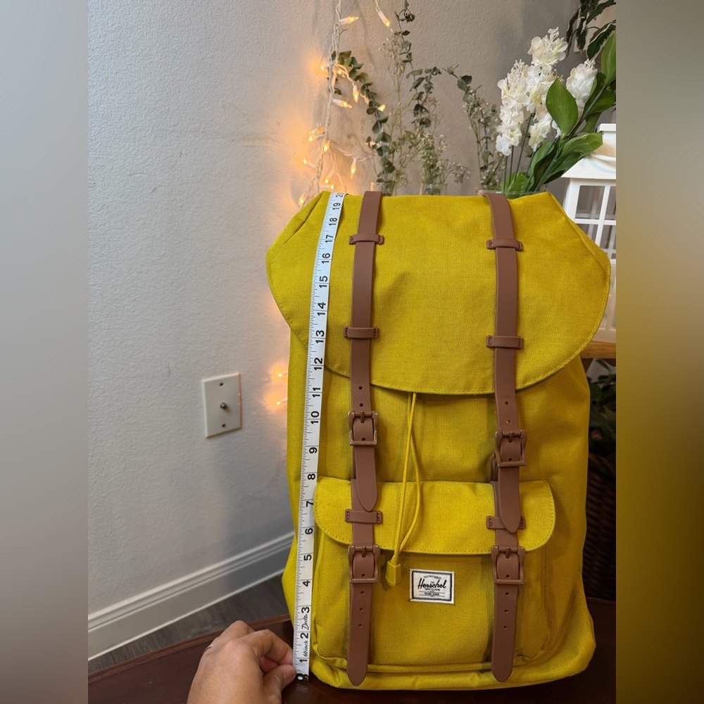 HERSCHEL SUPPLY LITTLE AMERICA  (YELLOW/GOLD/BROWN) CANVAS BACKPACK